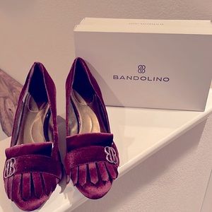 Make Offer!! Size 11 Bandolino Burgundy Ultra Suede Shoe